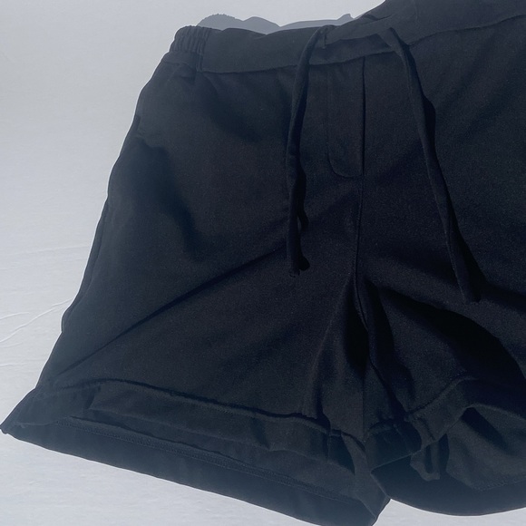 RW&Co black shorts, small - Picture 2 of 6